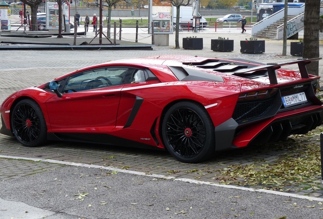 Lamborghini Aventador LP750-4 SuperVeloce