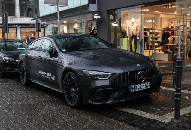 Mercedes-AMG GT 63 X290