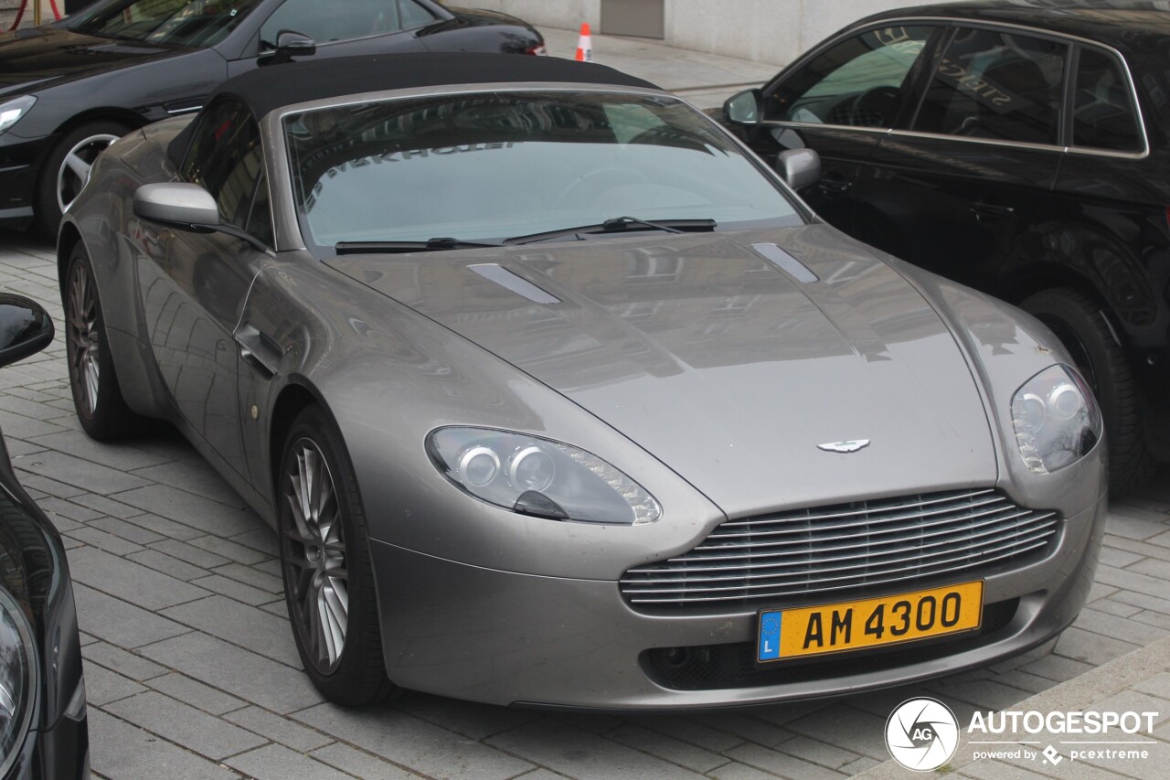 Aston Martin V8 Vantage Roadster