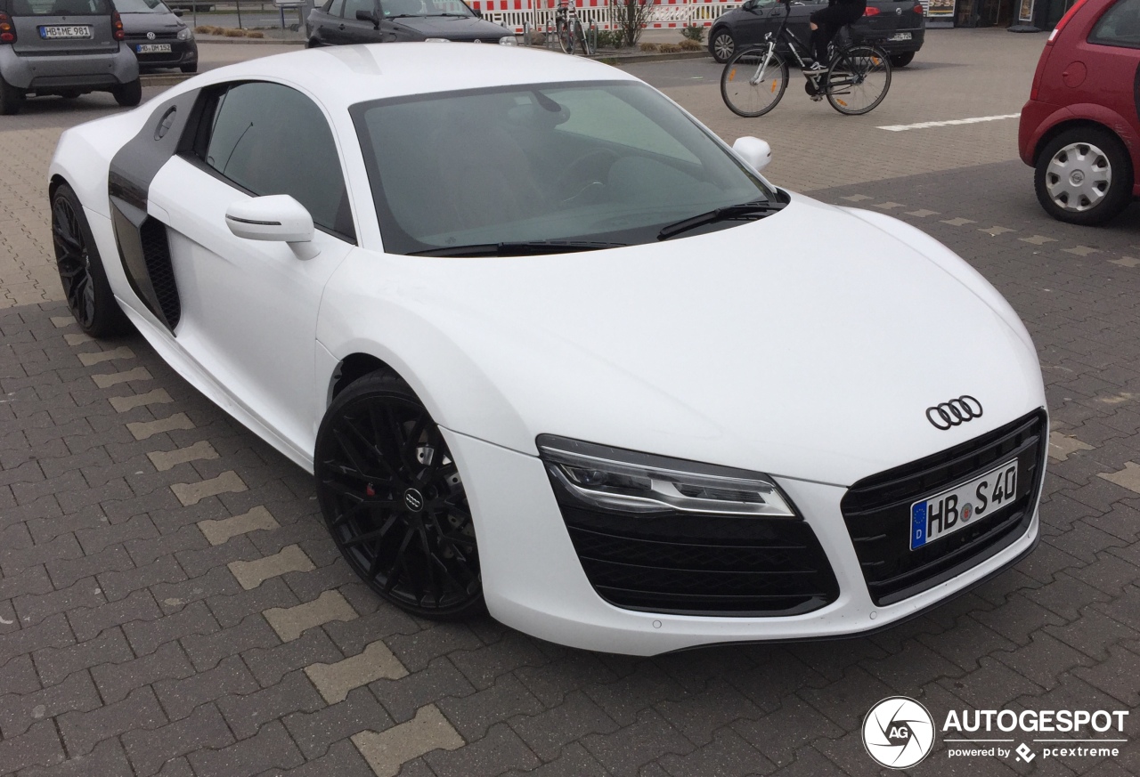 Audi R8 V10 2013