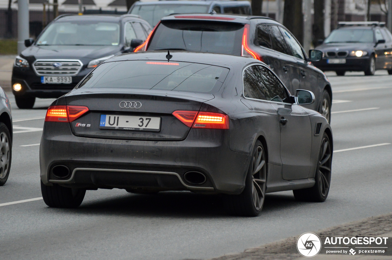 Audi RS5 B8 2012