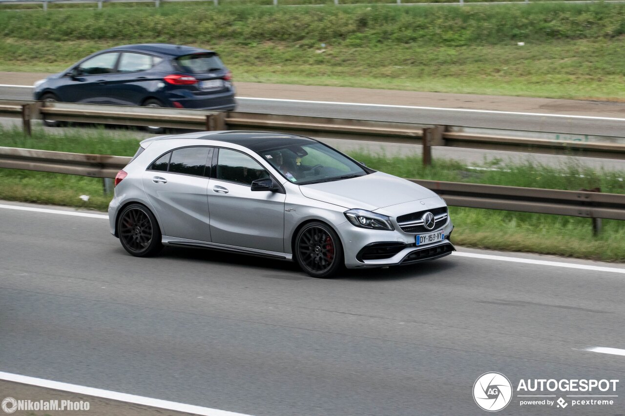 Mercedes-AMG A 45 W176 2015