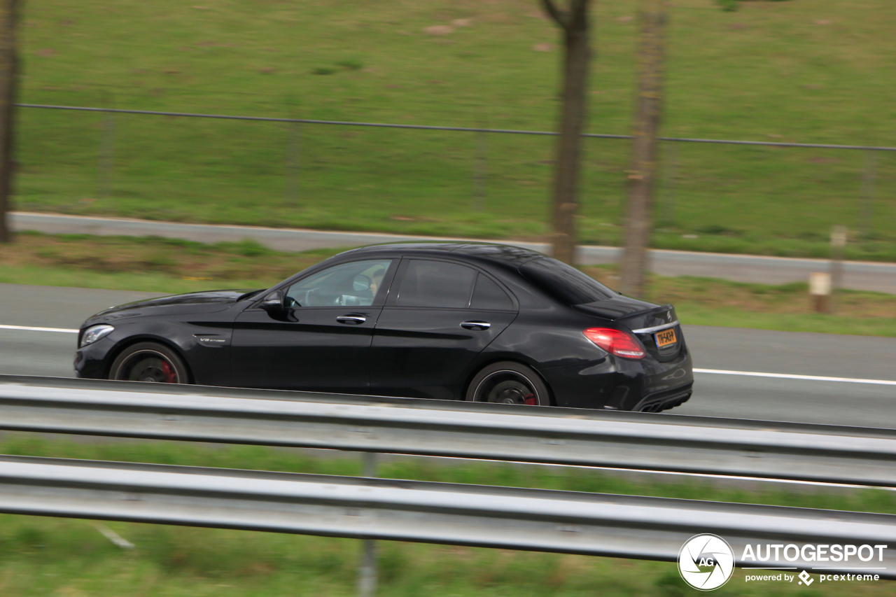 Mercedes-AMG C 63 S W205