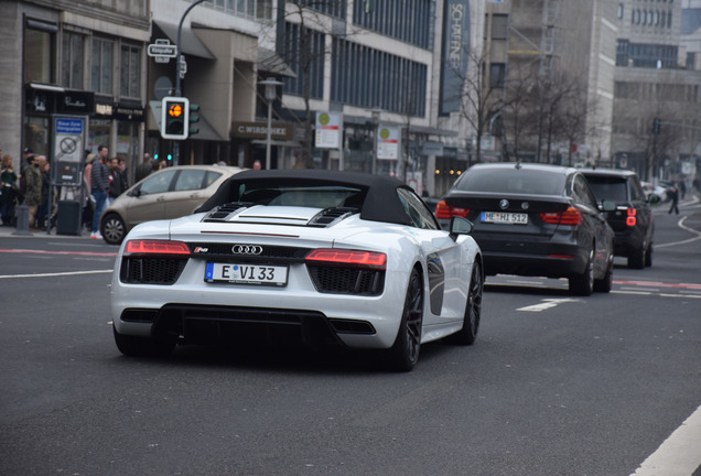 Audi R8 V10 Spyder 2016