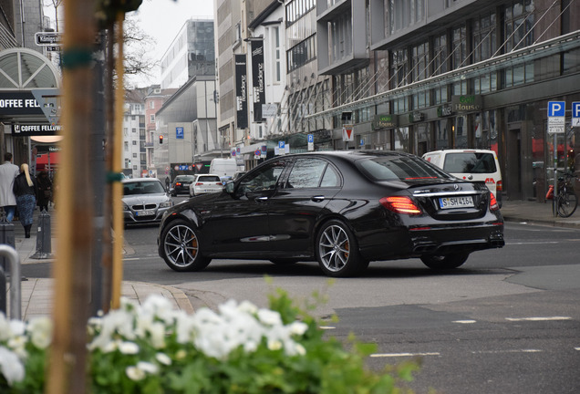 Mercedes-AMG E 63 S W213