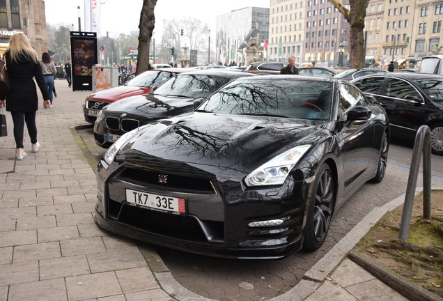 Nissan GT-R 2014