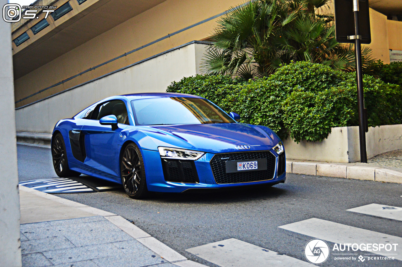 Audi R8 V10 2015