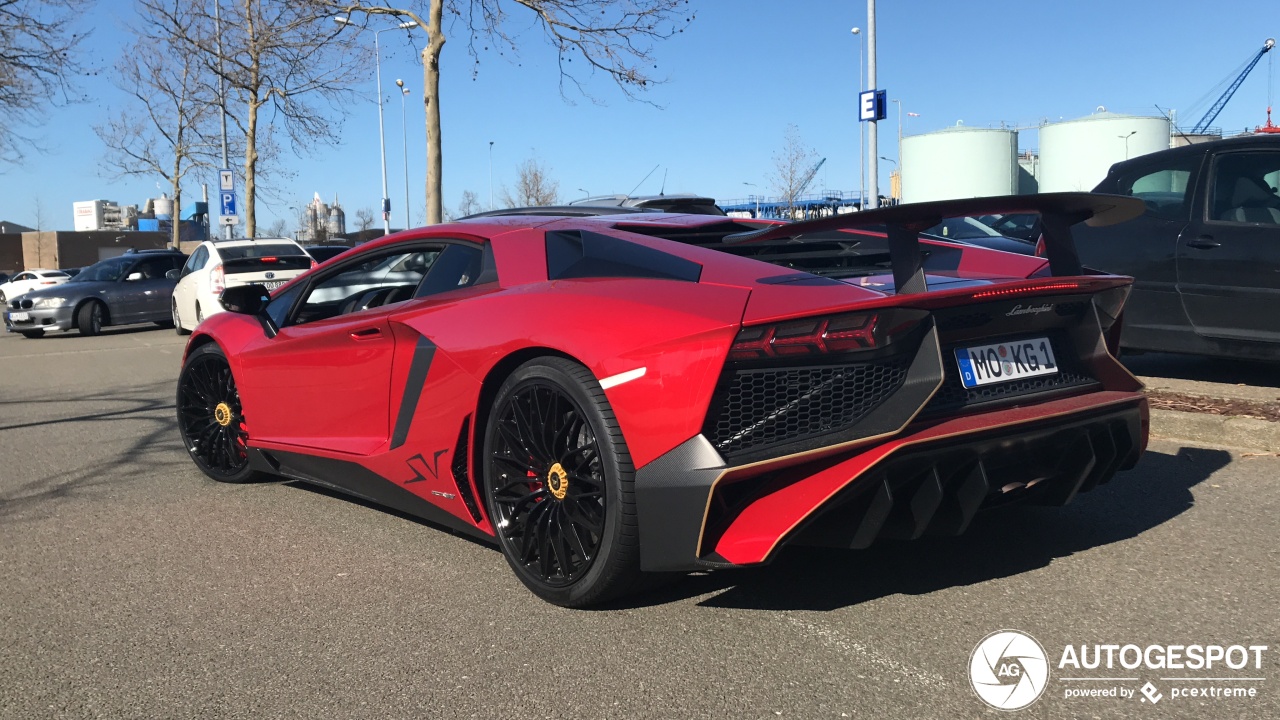 Lamborghini Aventador LP750-4 SuperVeloce