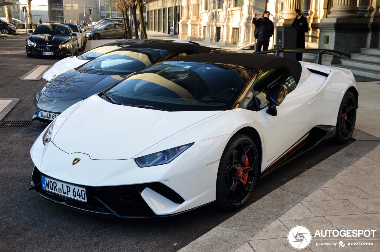 Lamborghini Huracán LP640-4 Performante Spyder