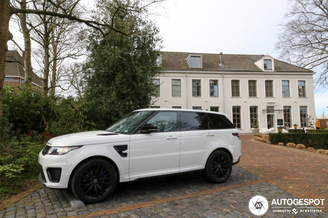 Land Rover Range Rover Sport SVR