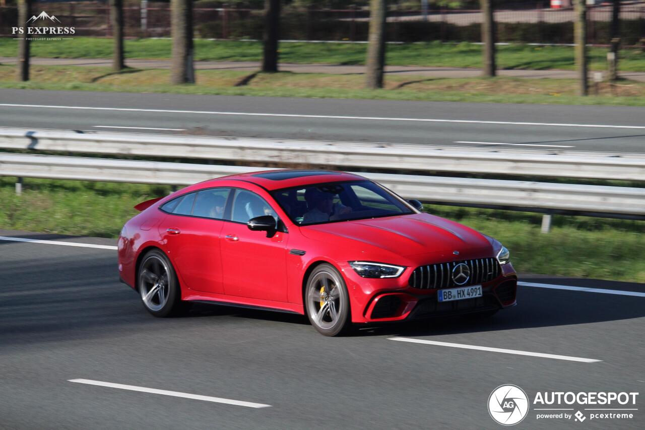 Mercedes-AMG GT 63 X290