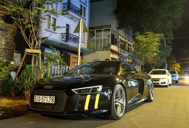 Audi R8 V10 Plus 2015