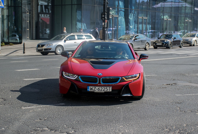 BMW i8 Protonic Red Edition