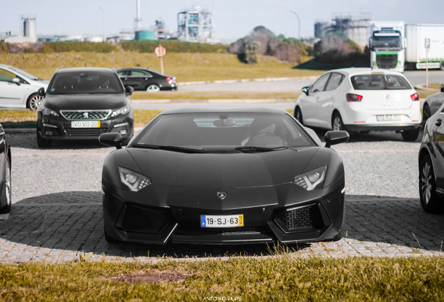 Lamborghini Aventador LP700-4