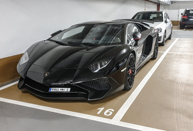 Lamborghini Aventador LP750-4 SuperVeloce