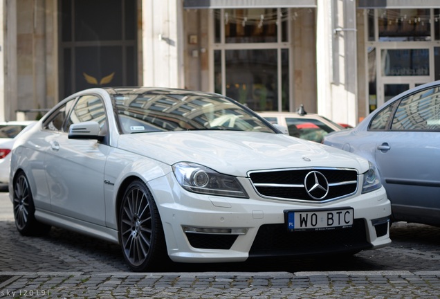 Mercedes-Benz C 63 AMG Coupé