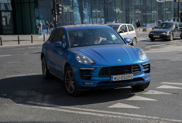 Porsche 95B Macan GTS