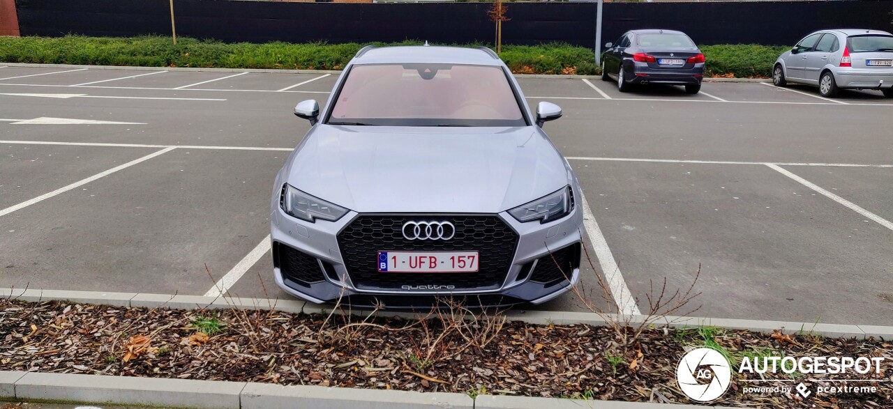 Audi RS4 Avant B9