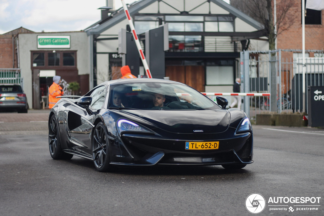 McLaren 570S