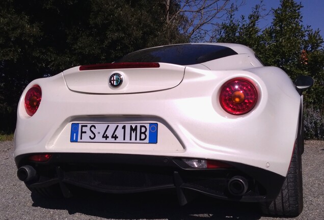 Alfa Romeo 4C Coupé