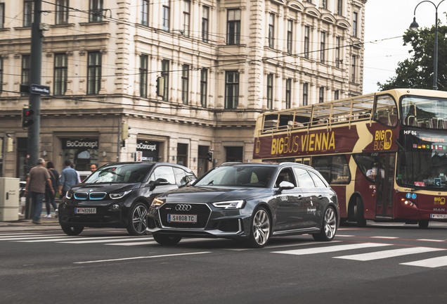 Audi RS4 Avant B9