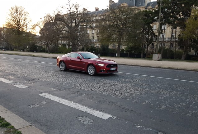 Ford Mustang GT 2015