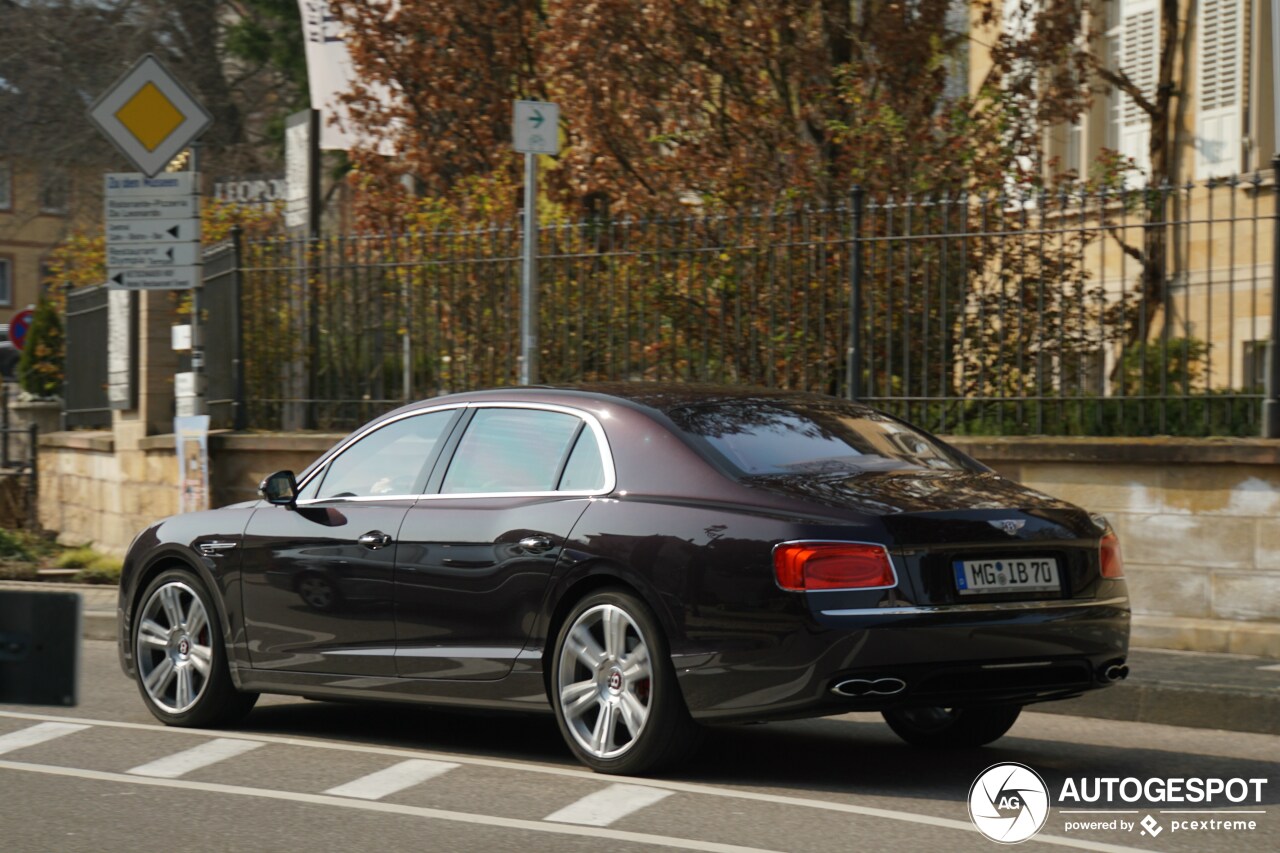 Bentley Flying Spur V8