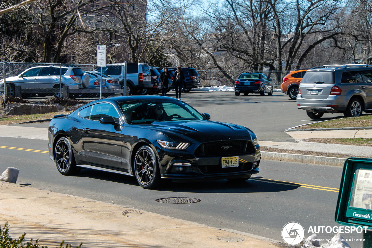 Ford Mustang GT 2015