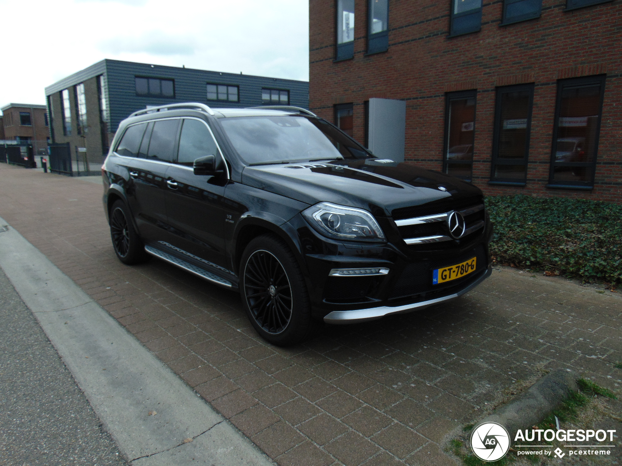 Mercedes-Benz GL 63 AMG X166