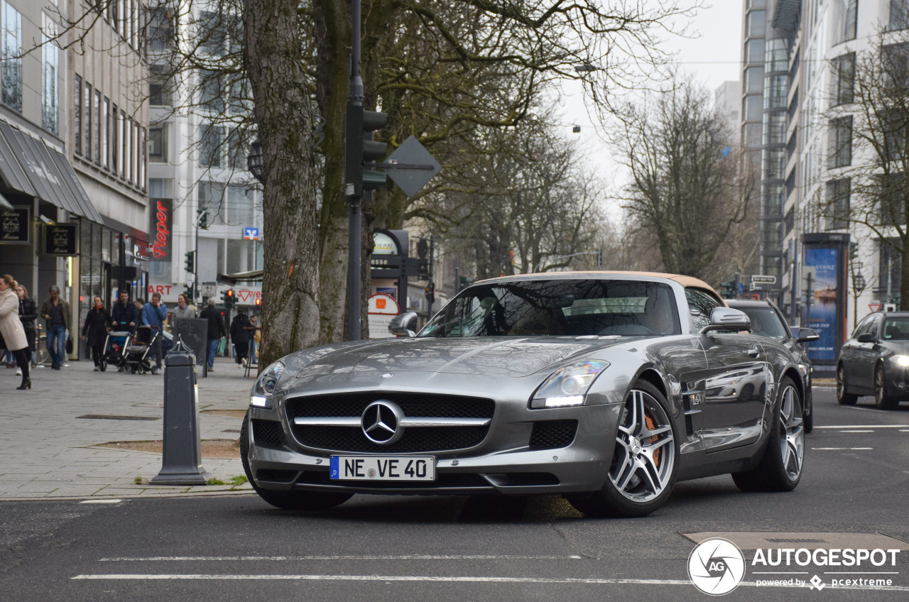 Mercedes-Benz SLS AMG Roadster