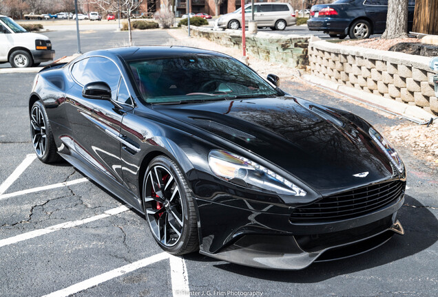 Aston Martin Vanquish 2013