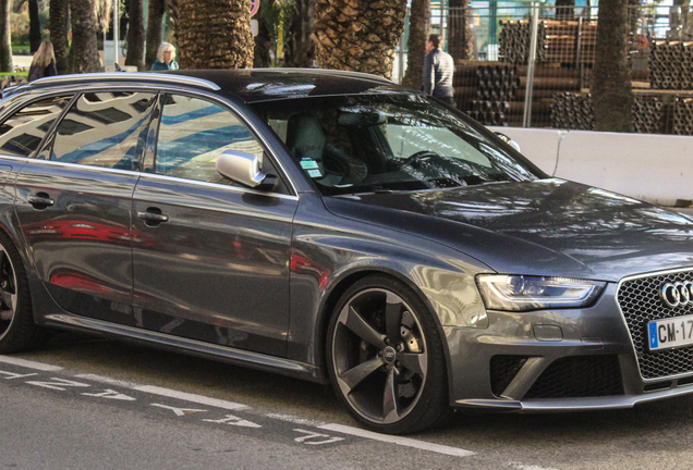 Audi RS4 Avant B8