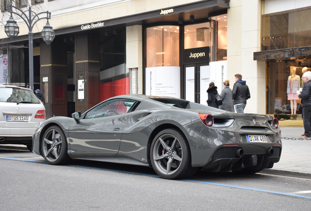 Ferrari 488 Spider