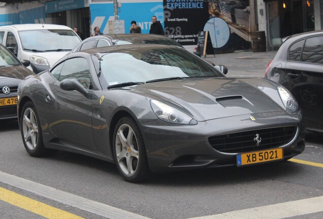 Ferrari California