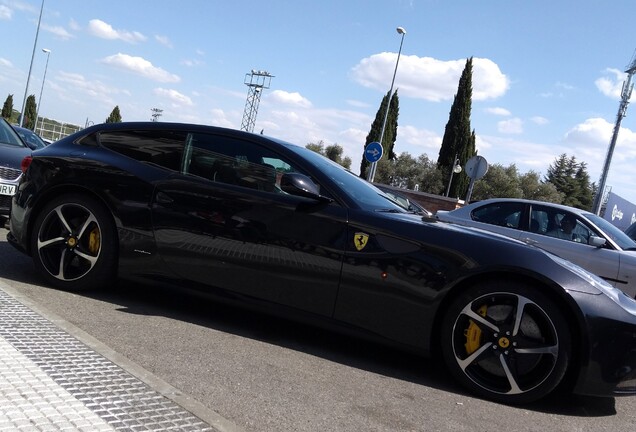 Ferrari FF