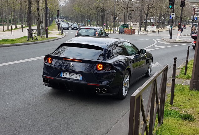 Ferrari GTC4Lusso