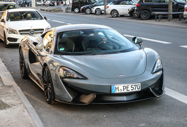 McLaren 570S