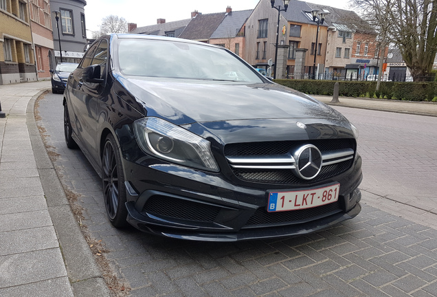 Mercedes-Benz A 45 AMG