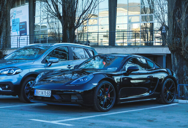 Porsche 718 Cayman GTS