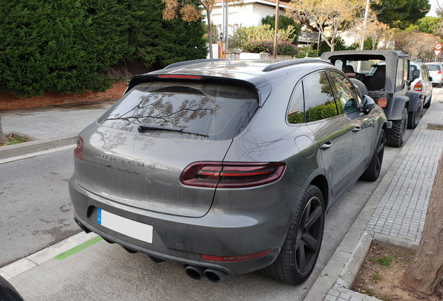 Porsche 95B Macan Turbo