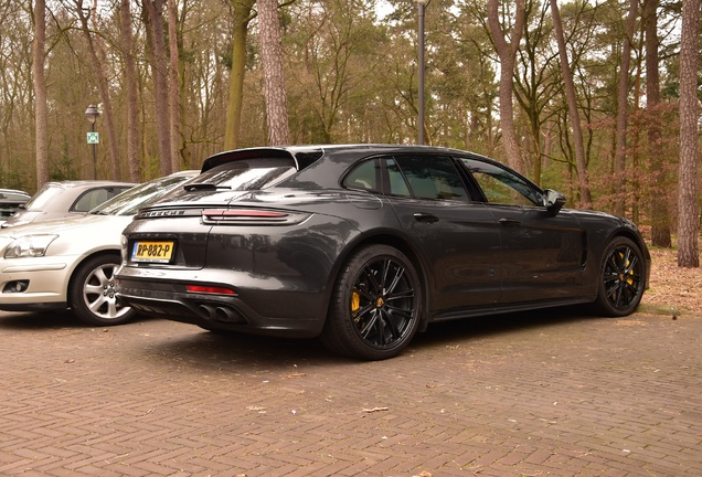 Porsche 971 Panamera Turbo S E-Hybrid Sport Turismo