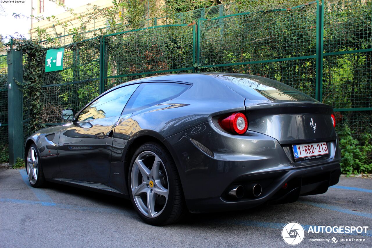 Ferrari FF