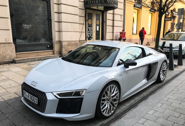 Audi R8 V10 Plus 2015