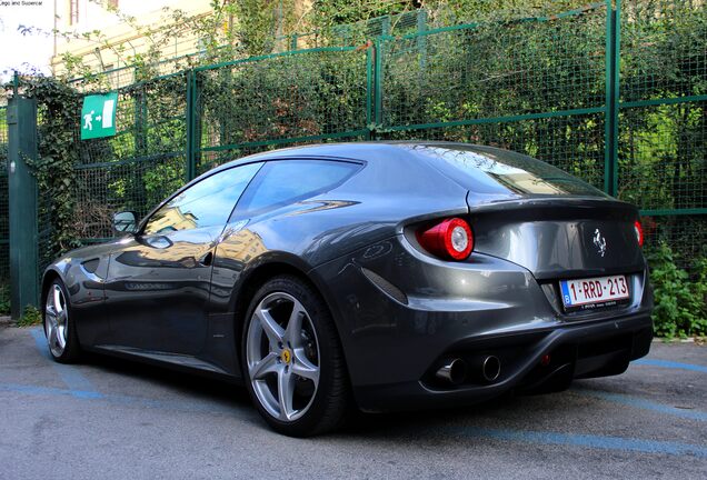 Ferrari FF