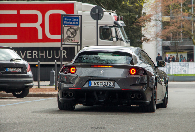 Ferrari GTC4Lusso