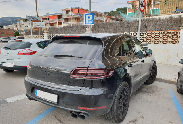 Porsche 95B Macan GTS