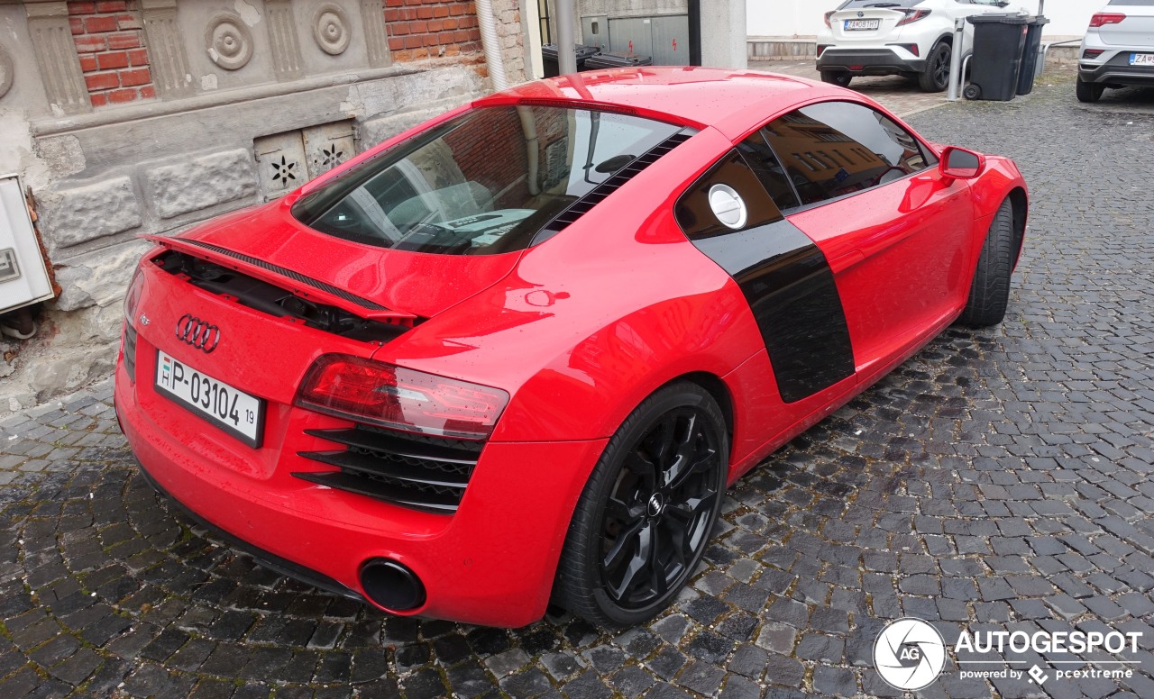 Audi R8 2013