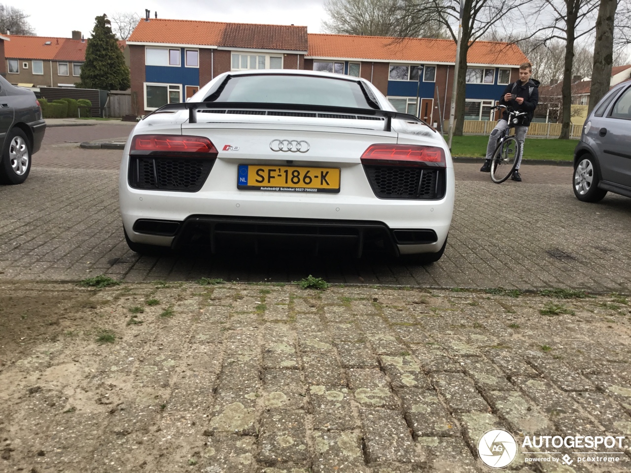 Audi R8 V10 Plus 2015