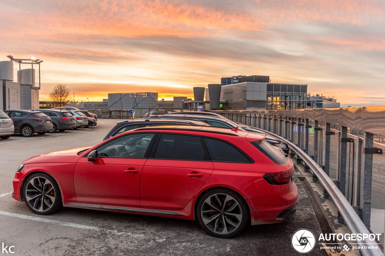 Audi RS4 Avant B9