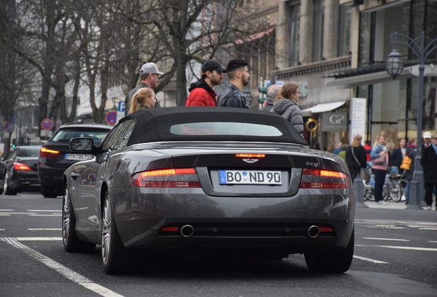 Aston Martin DB9 Volante